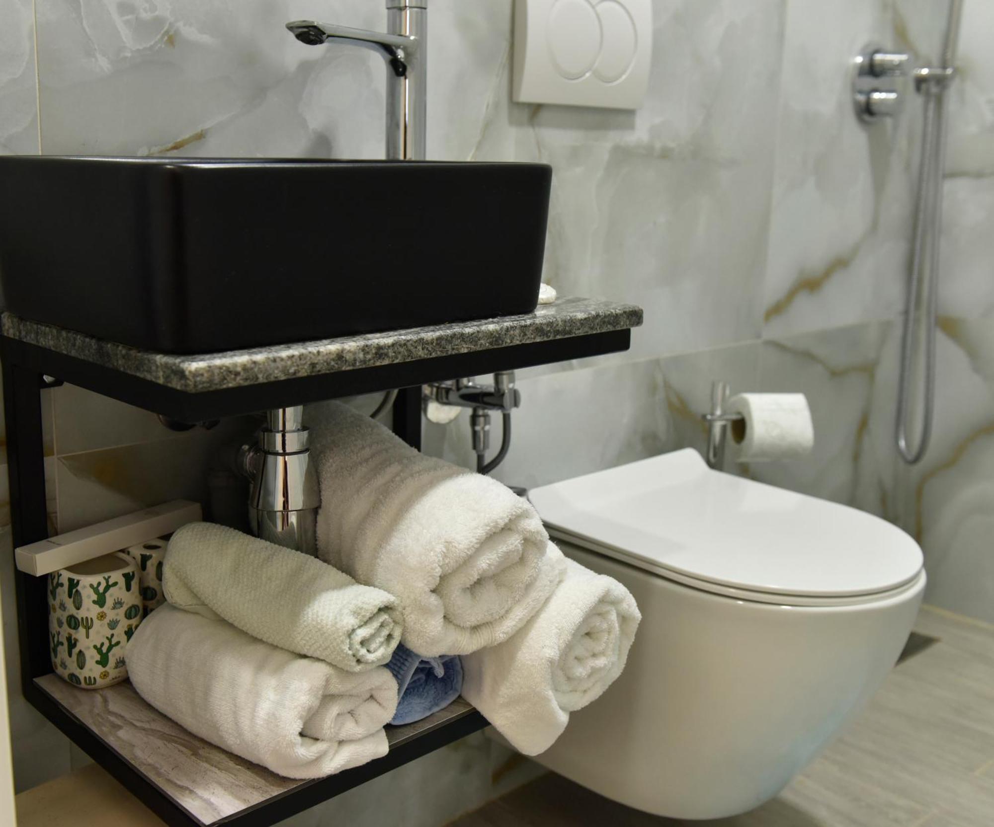 City Center Rooms And Apartments Durrës Rum bild